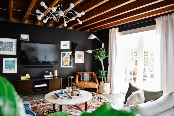 Black Living Room With Wood Shrunk